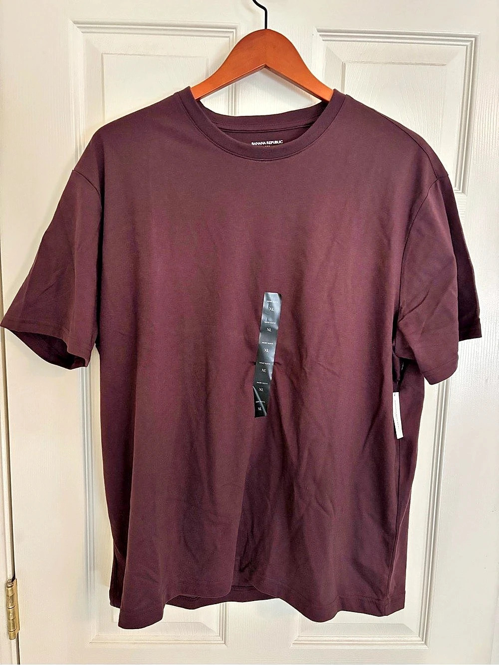 Banana Republic Standard-Fit Premium Wash Crew-Neck T-Shirt Premium Wash Short
